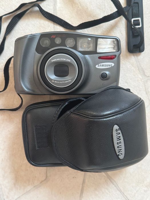 Aparat foto analog pe film 35mm Samsung AF Zoom 105S