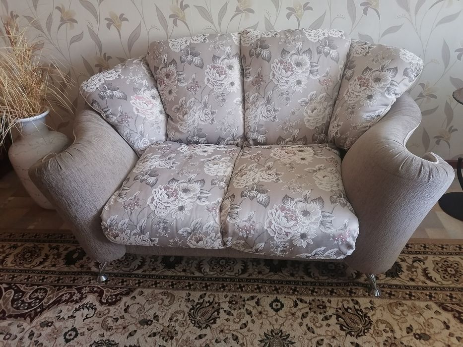 Продам мягкий уголок