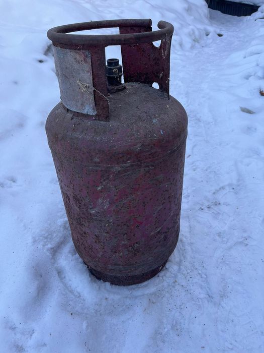 Продаю газовый баллон.