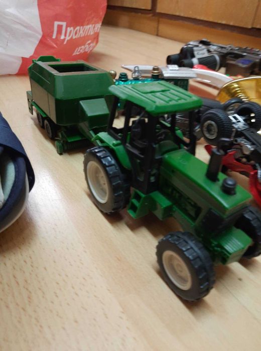 Мотор+бъги+локомотив+бинокъл+оръжия+други детски играчки