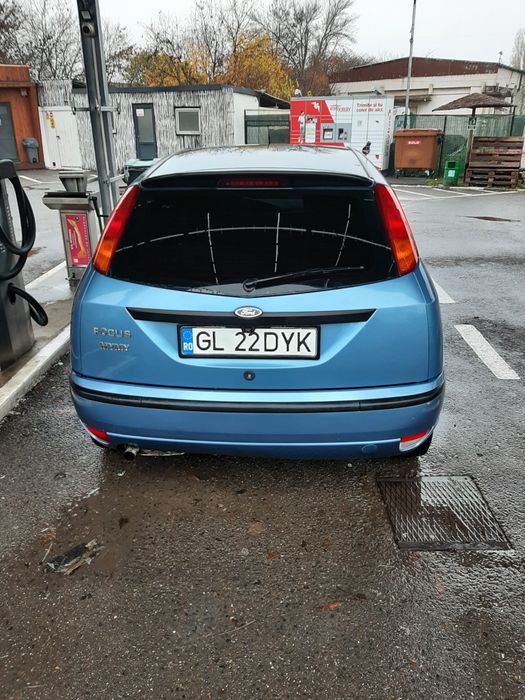 Vand urgent ford focus 1,6 2002 în stare buna