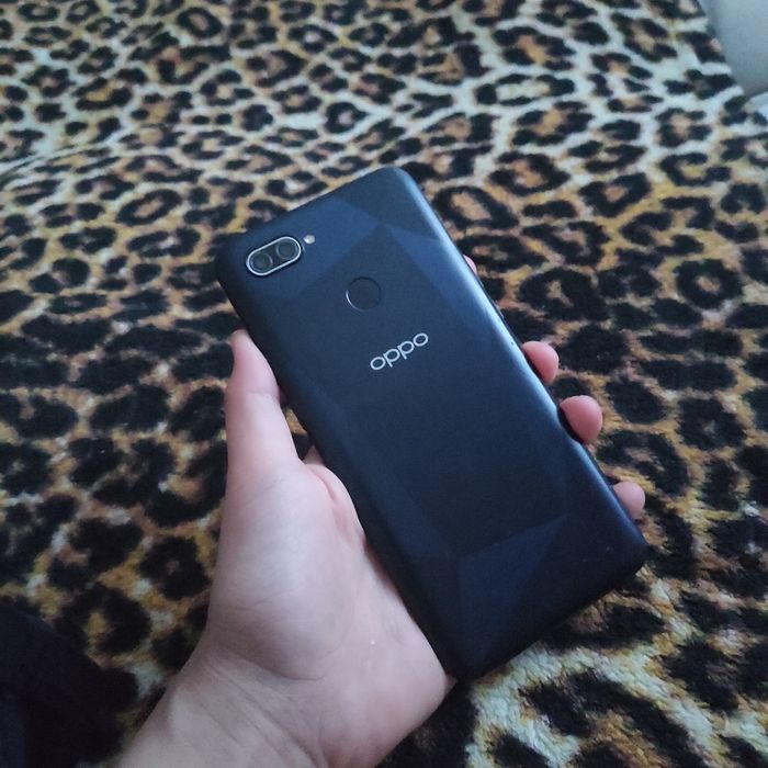 Срочно продам оппо а12