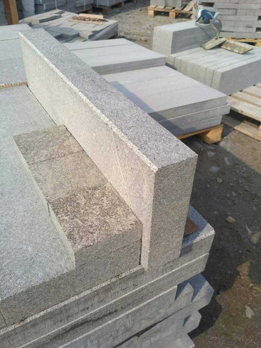 Гранитный бордюр, поребрик