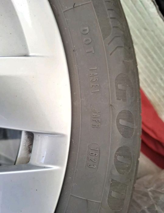 Jante originale Skoda Octavia 4 cu anvelope vara GoodYear Efficient Grip 205/55/17 Dot 1623