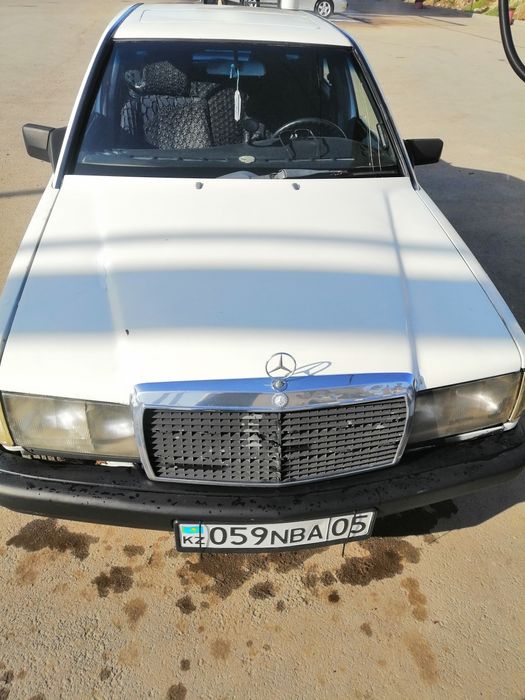 Мерседес бенс 190