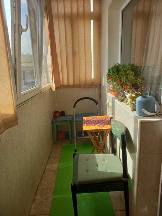 4 camere, Bdul Chisinau, foarte spatios si luminos