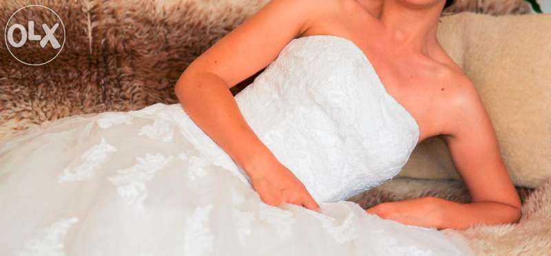 Сватбена/булчинска рокля с дантела