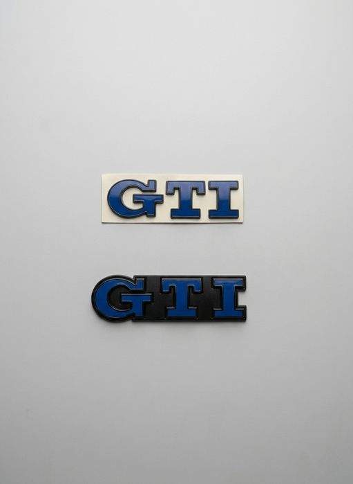 Алуминиева емблема  GTI за маска на Фолксваген Голф
