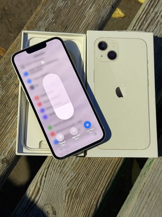 iPhone 13 продается