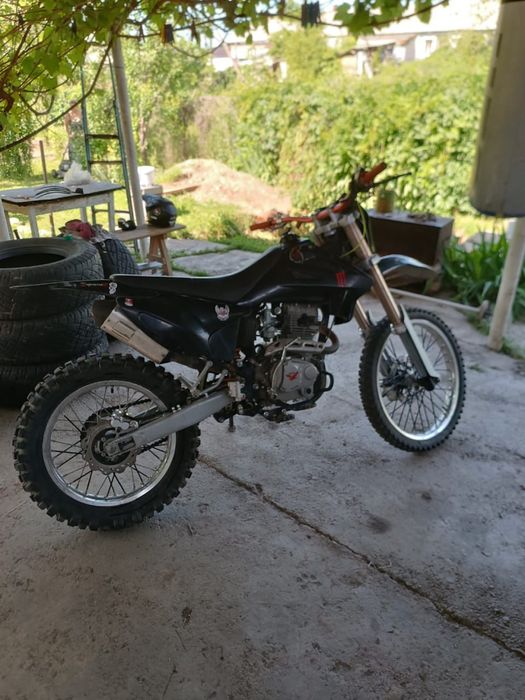 Продам эндуро 250