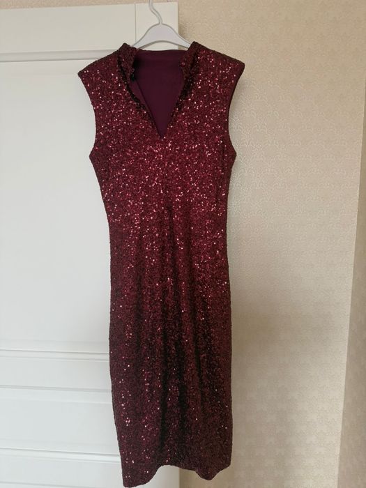 Платье вечернее почти новое