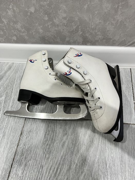 Коньки детские