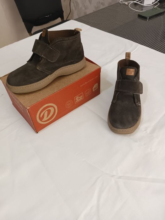 Детские ботинки в отличном состоянии