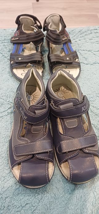 Продам подростковую летнюю обувь