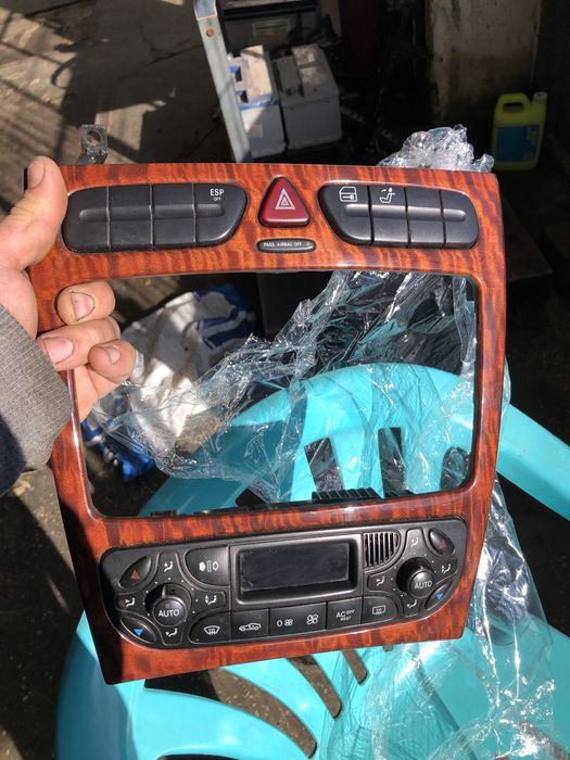 Управления за клима и други за w203