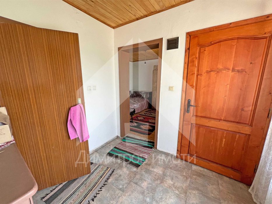 Продава се Къща в с. Войвода, Област Шумен - 105 кв.м за 534 €/кв.м - Снимка #11