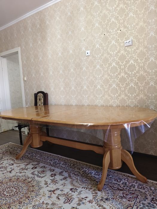 Продам стол в хорошем состоянии