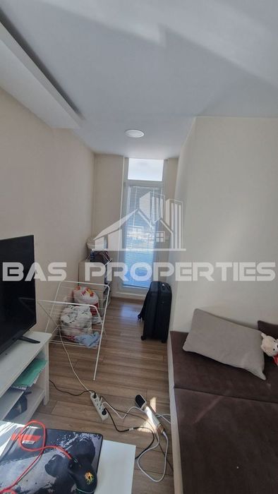 Продава се Двустаен апартамент в София, Студентски град - 45 кв.м за 1587 €/кв.м - Снимка #1