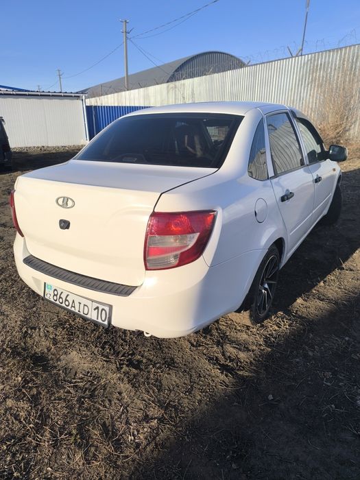 продам автомобиль