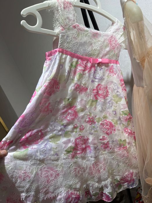 Платья на утренник