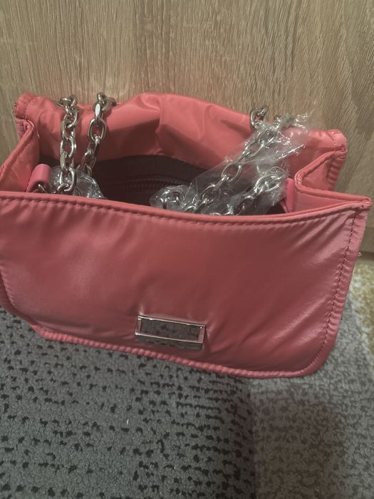 Дамска чанта - клъч Mango