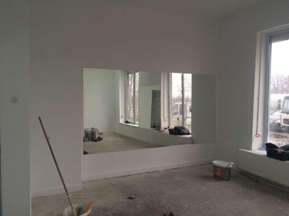 Vand oglinda pt sali de dans balet fitnes coafor frizerie x-body