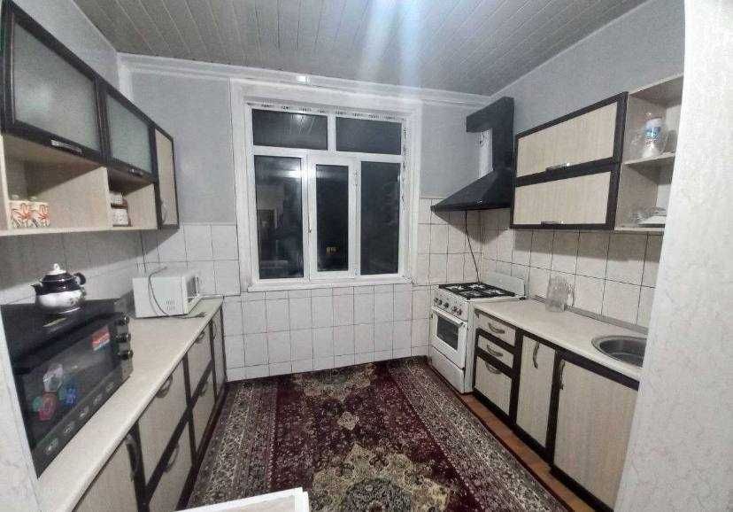 Юнусобод 19-квартал. 3 хоналик квартига Шерикликка 2та киз керак