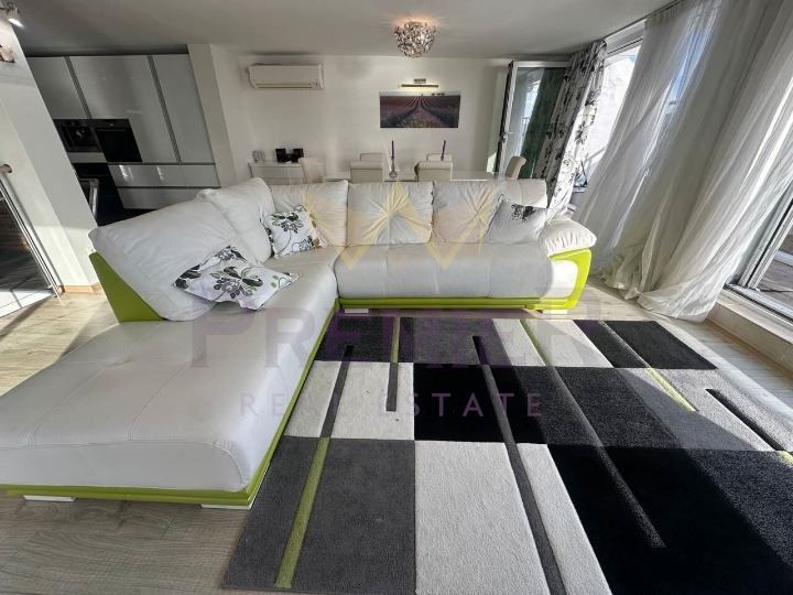 Продава се Мезонет в Поморие - 280 кв.м за 815 €/кв.м - Снимка #2