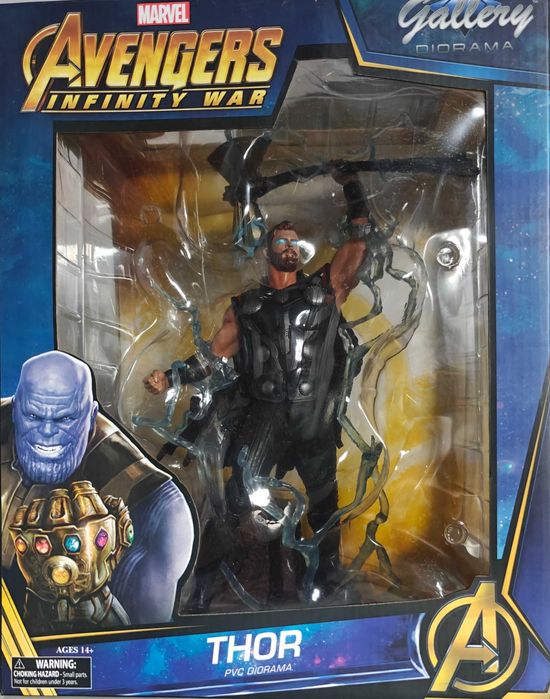 колекционерска фигура Diamond Select Marvel's Avengers - Thor Odinson