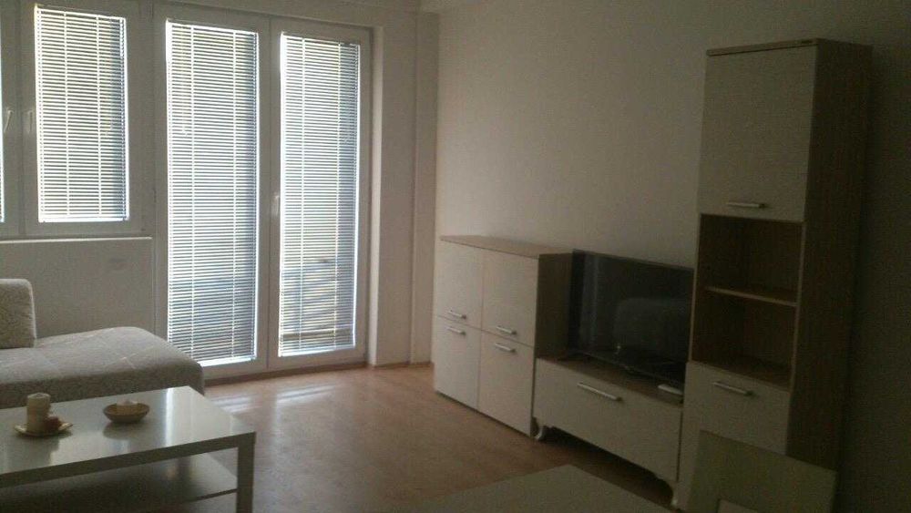 Четиристаен апартамент Младежки Хълм