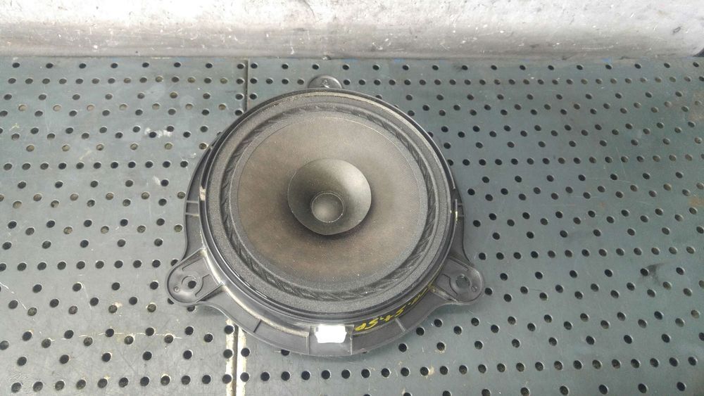 Boxa audio stanga spate nissan juke f15 28156ee500
