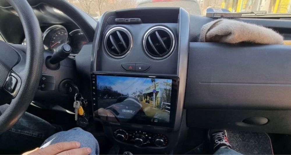 Navigatie Dacia Duster