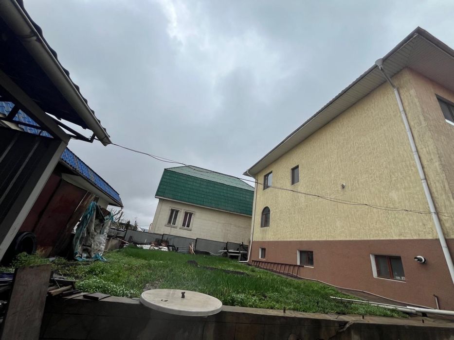 Продам большой дом