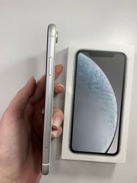 срочно продаю Айфон Xr 128gb!