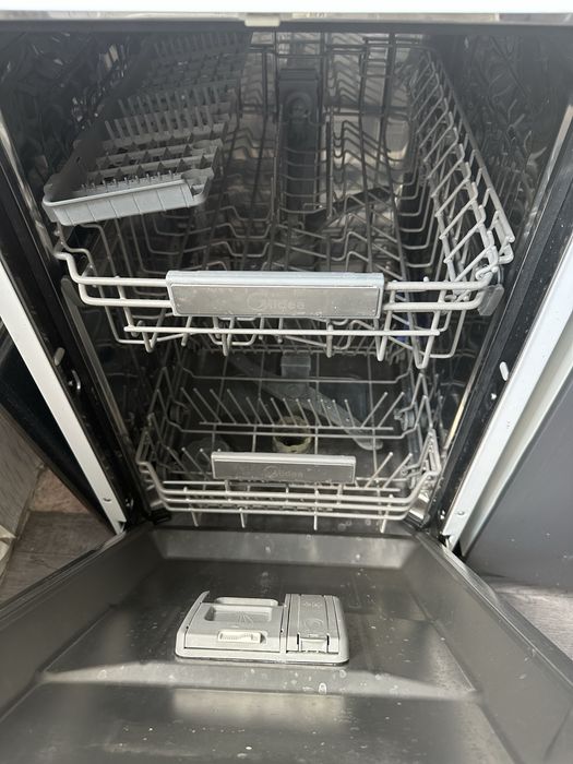 Продам посудомойку