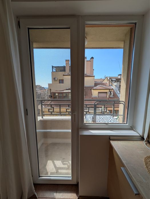 Дава се под наем Тристаен апартамент в Варна, Спортна зала - 110 кв.м за 816 € - Снимка #16