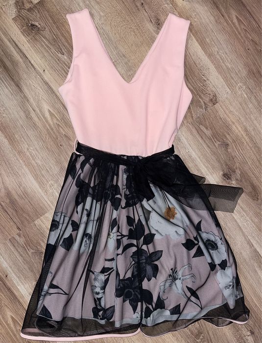 Рокля S размер