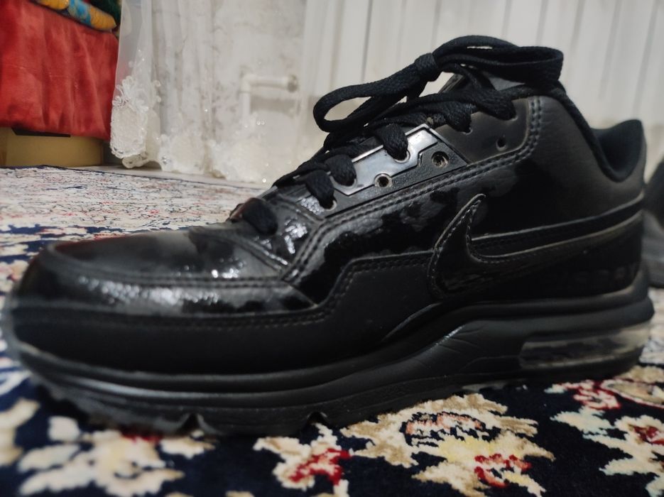 Продам ориг найк