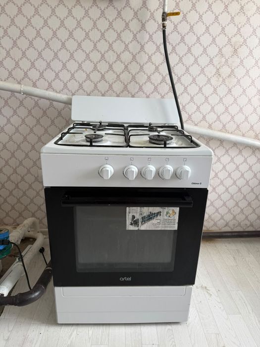 Продам кухонный и газ плита