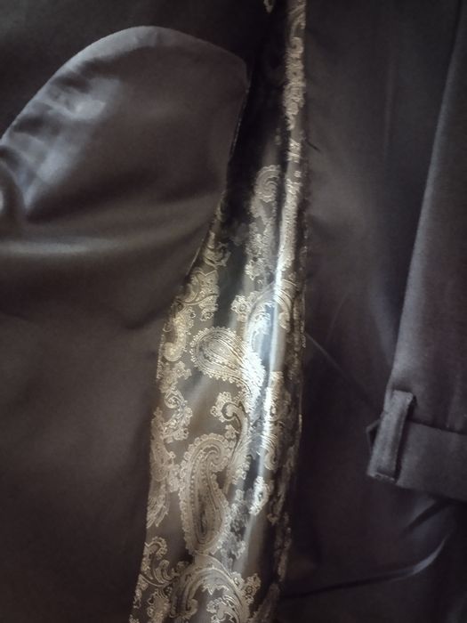 Продам мужской костюм