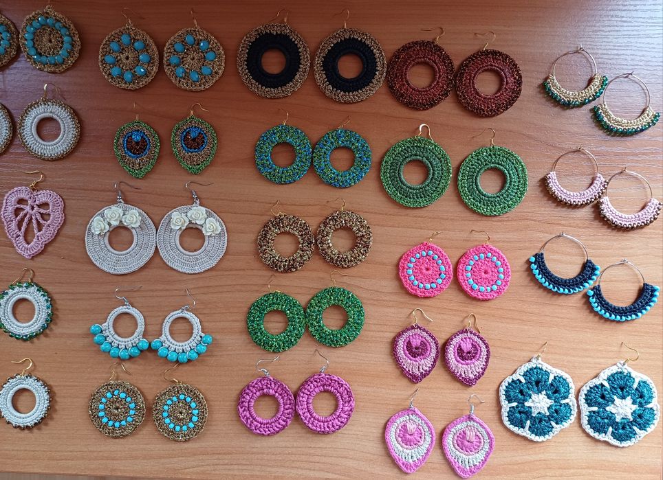 Плетени обеци,  колие пауново перо