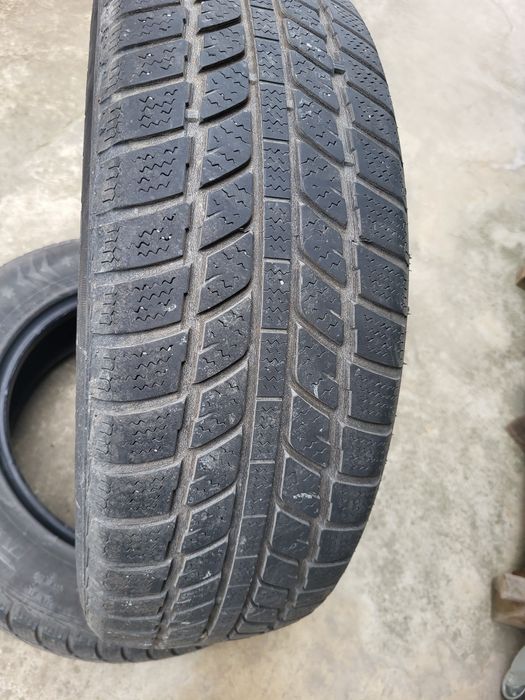 Зимни гуми RoadX RXFROST WH01 205/65/16R.
205/70 R15