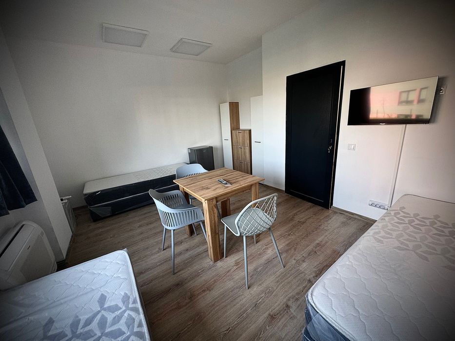 Дава се под наем Хотел в София, Малинова долина - 300 кв.м за 10.2 € - Снимка #2