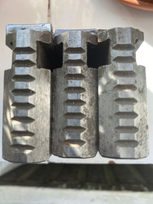 Scule strung, masurare si control