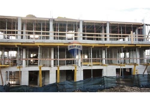 Продава се Едностаен апартамент в Варна, Изгрев - 48 кв.м за 953 €/кв.м - Снимка #6