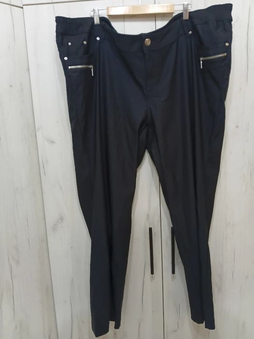 Еластичен панталон 56 размер