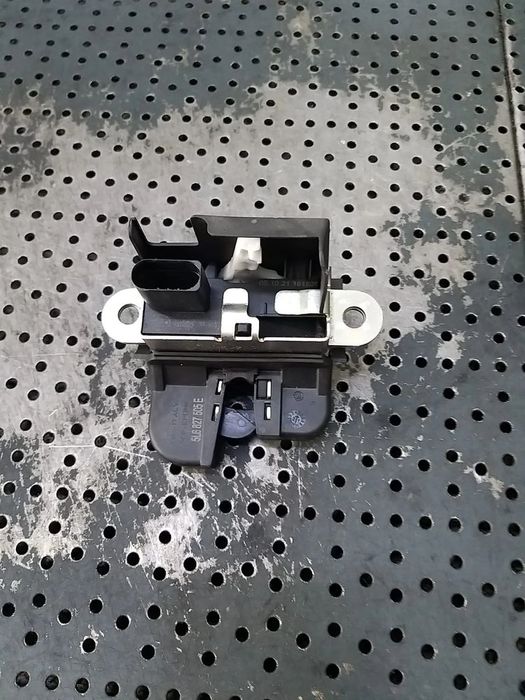 Broasca haion skoda yeti 5l 5l6827505e