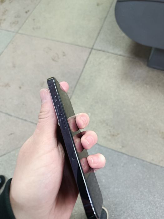 Продаю I phone 14 pro 128