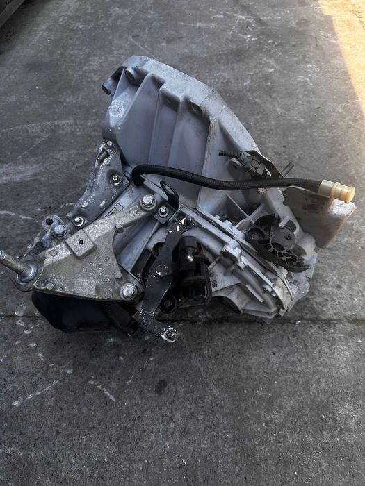 Cutie viteze Renault Clio 4 1.5 DCI cod JR5 060 an 2010 - 2018 Renault Megane 4 Renault Captur