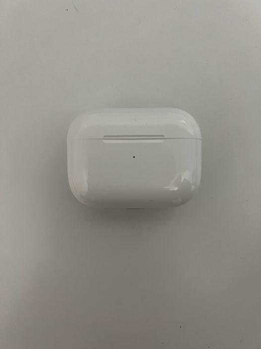 Vand AirPods 3 Pro compatibile cu iOS/Android.